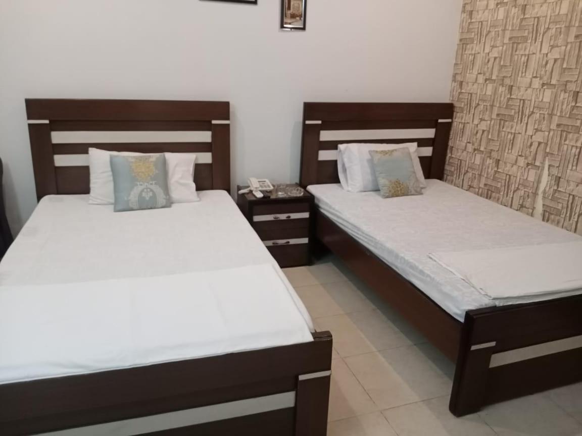 Al Raheem Guest House Hyderabad Bagian luar foto