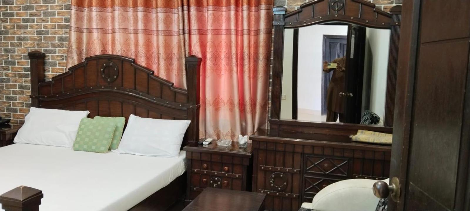 Al Raheem Guest House Hyderabad Bagian luar foto