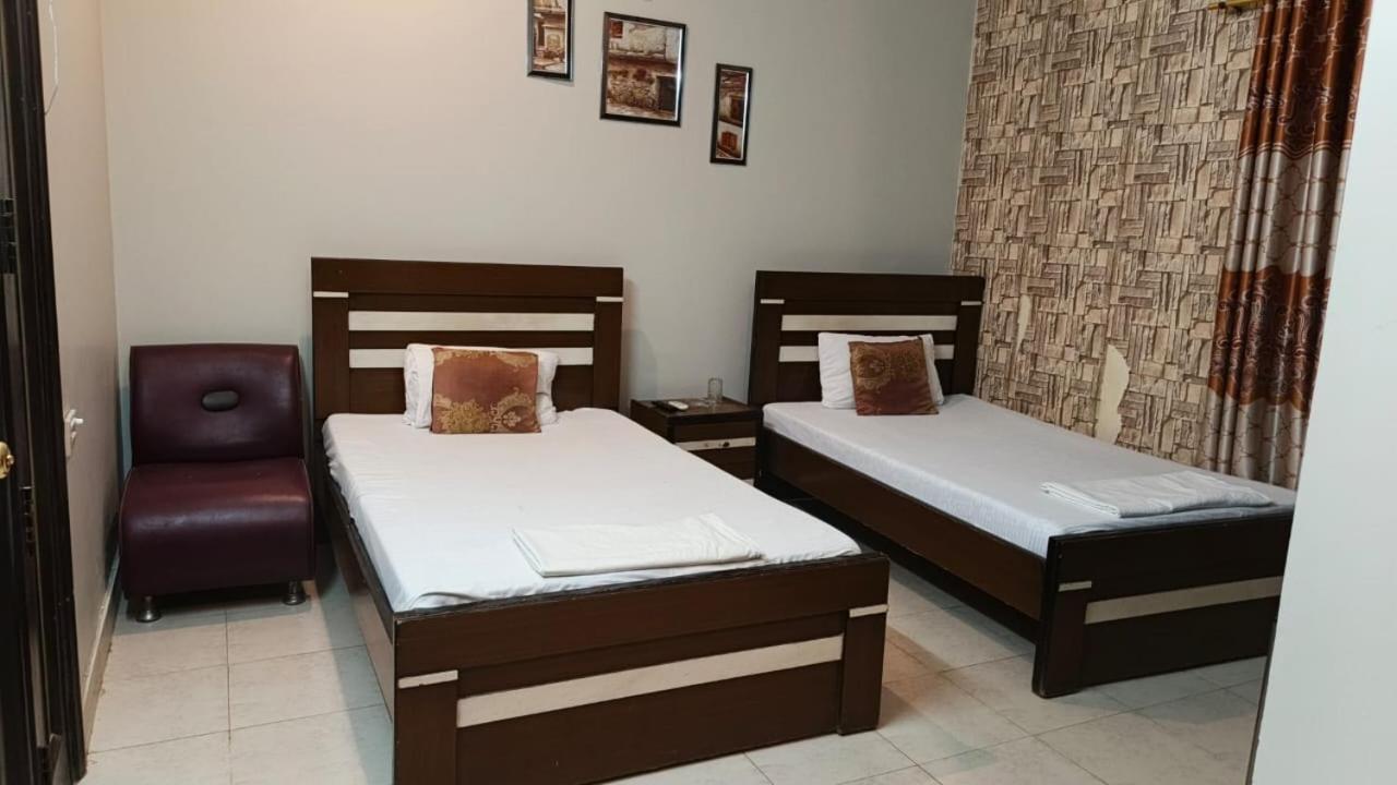 Al Raheem Guest House Hyderabad Bagian luar foto