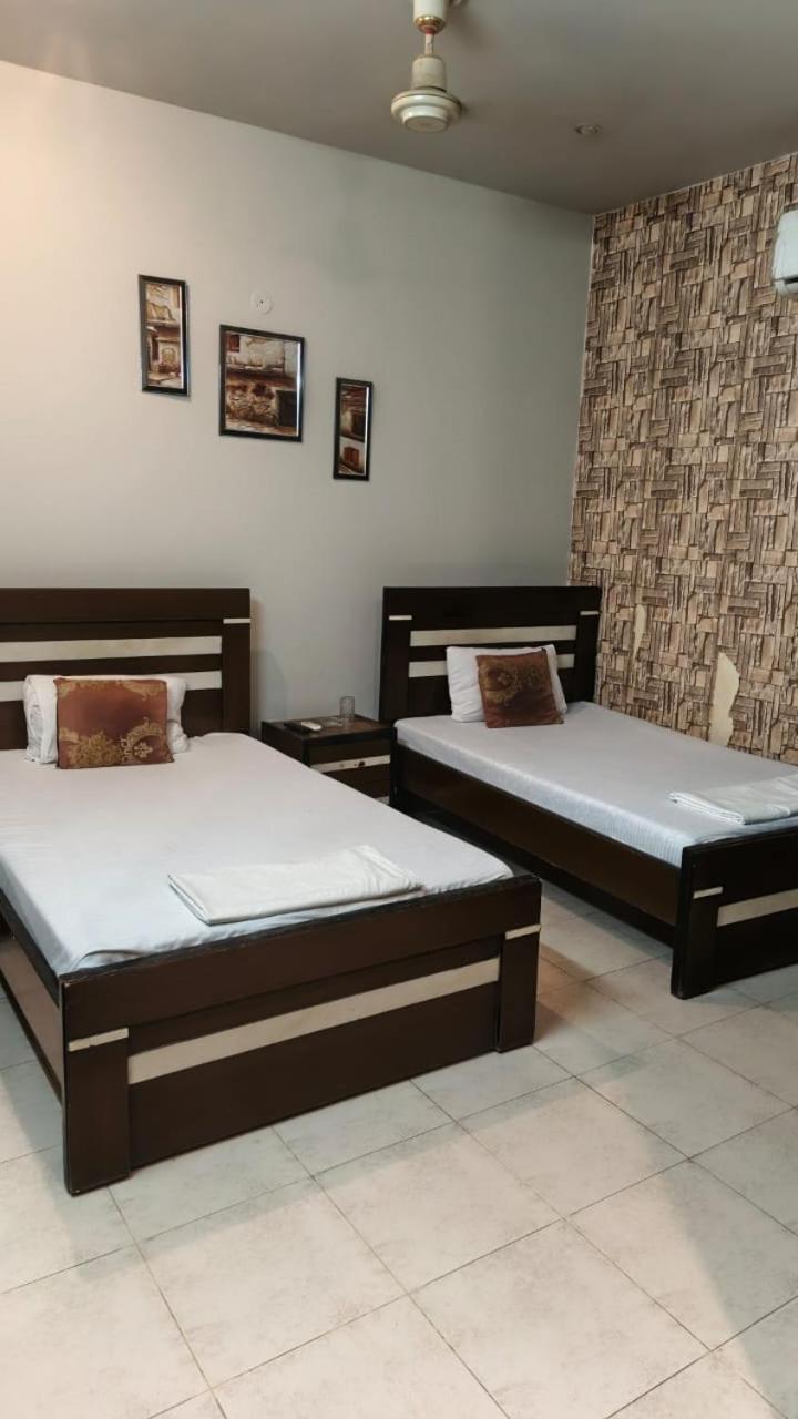 Al Raheem Guest House Hyderabad Bagian luar foto